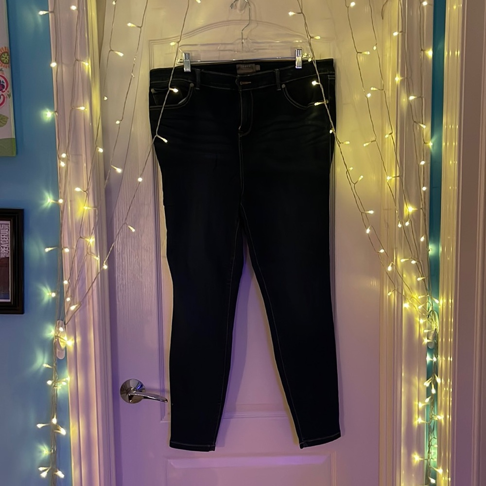 Torrid MIDFIT SKINNY SUPER SOFT MID-RISE JEAN